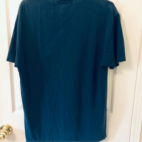 Rare Find. Beatles T-Shirt. Men’s size large. Good condition. - Picture 4 of 4